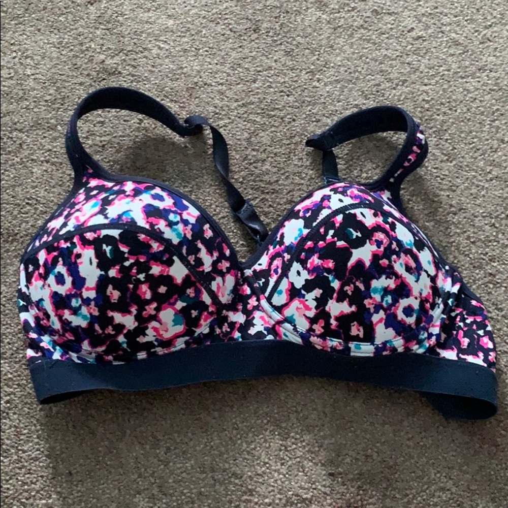 Sports push-up bra